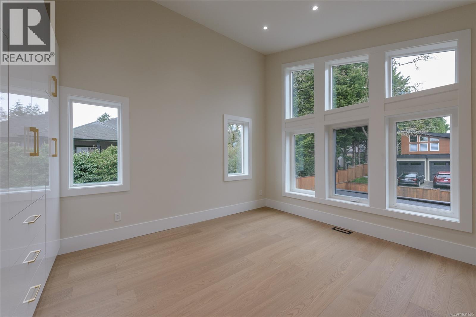 1246 Reynolds Rd, Saanich