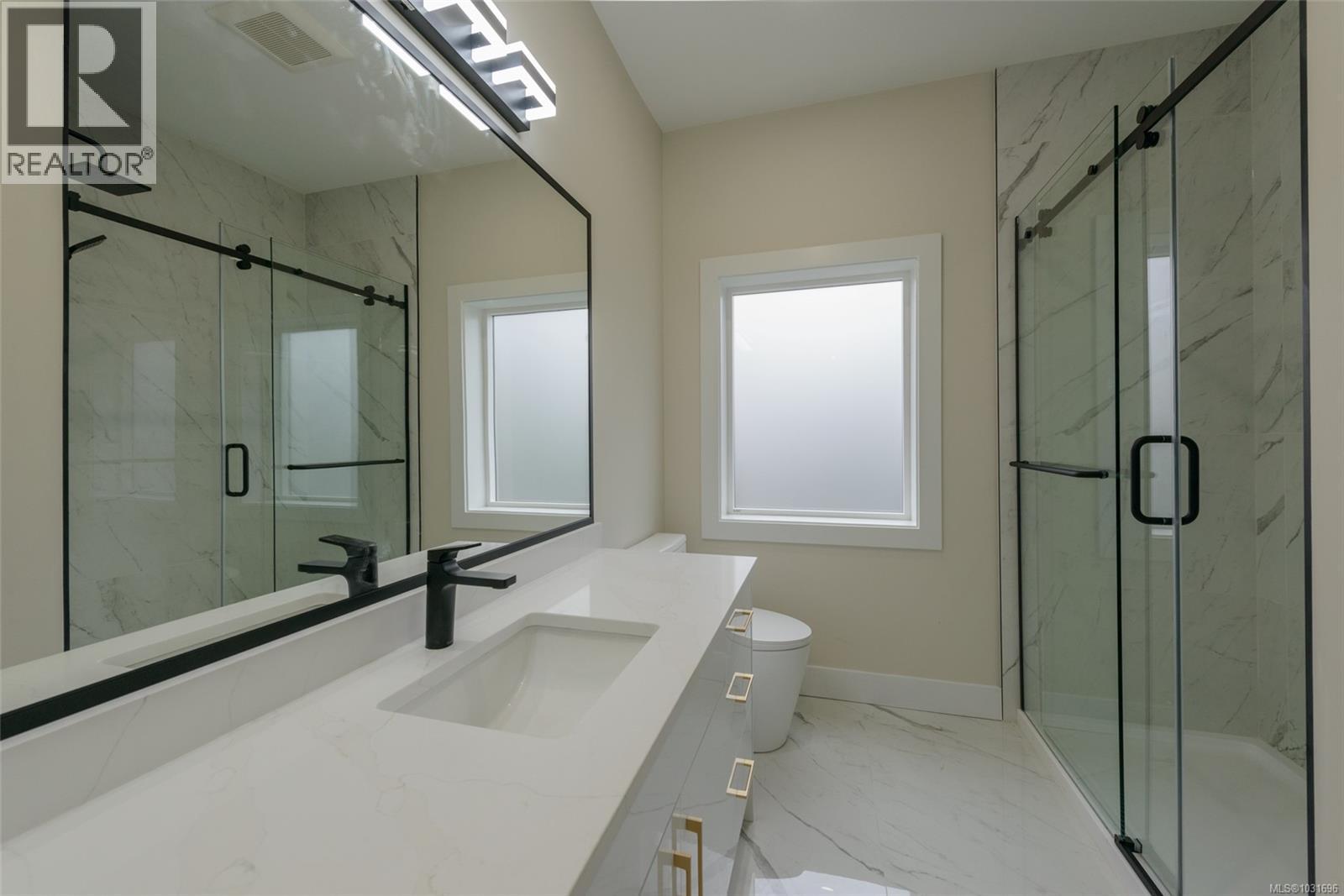 1246 Reynolds Rd, Saanich