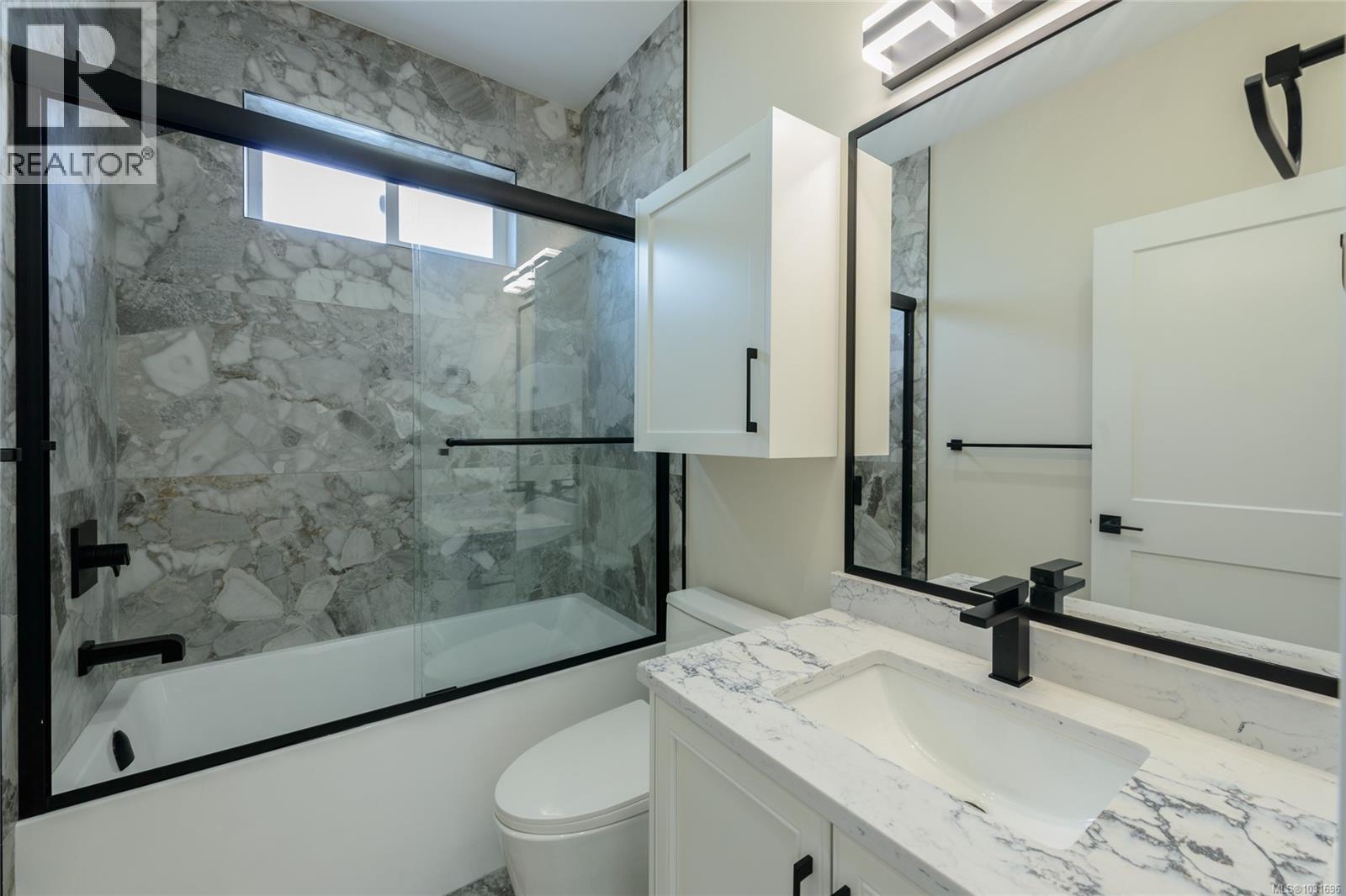 1246 Reynolds Rd, Saanich