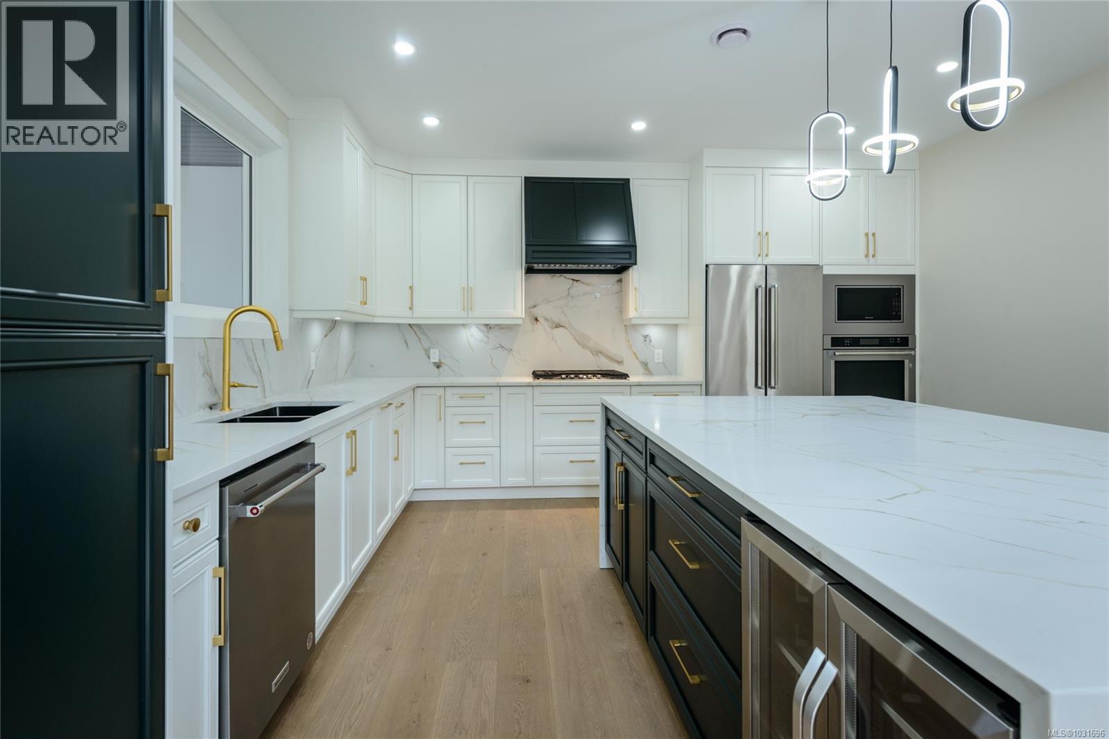 1246 Reynolds Rd, Saanich