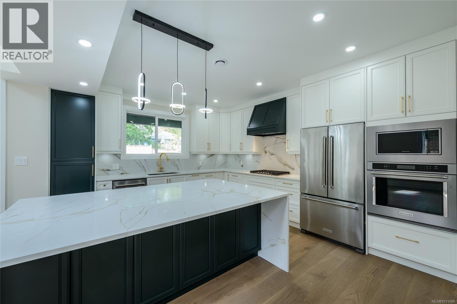 1246 Reynolds Rd, Saanich