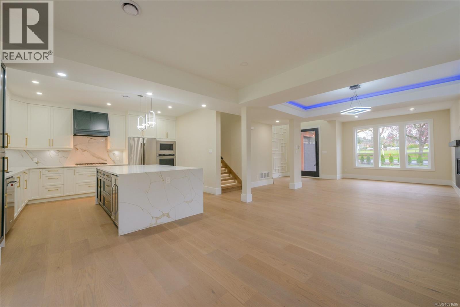 1246 Reynolds Rd, Saanich