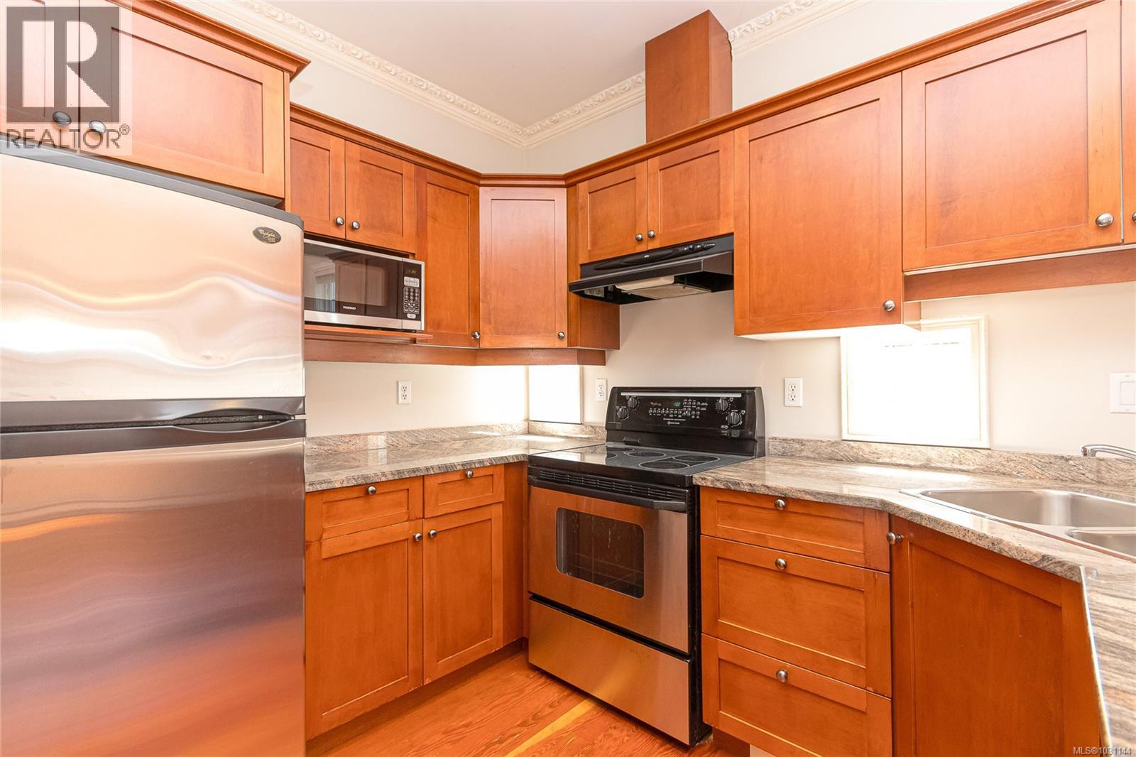 1 225 Vancouver Street, Victoria