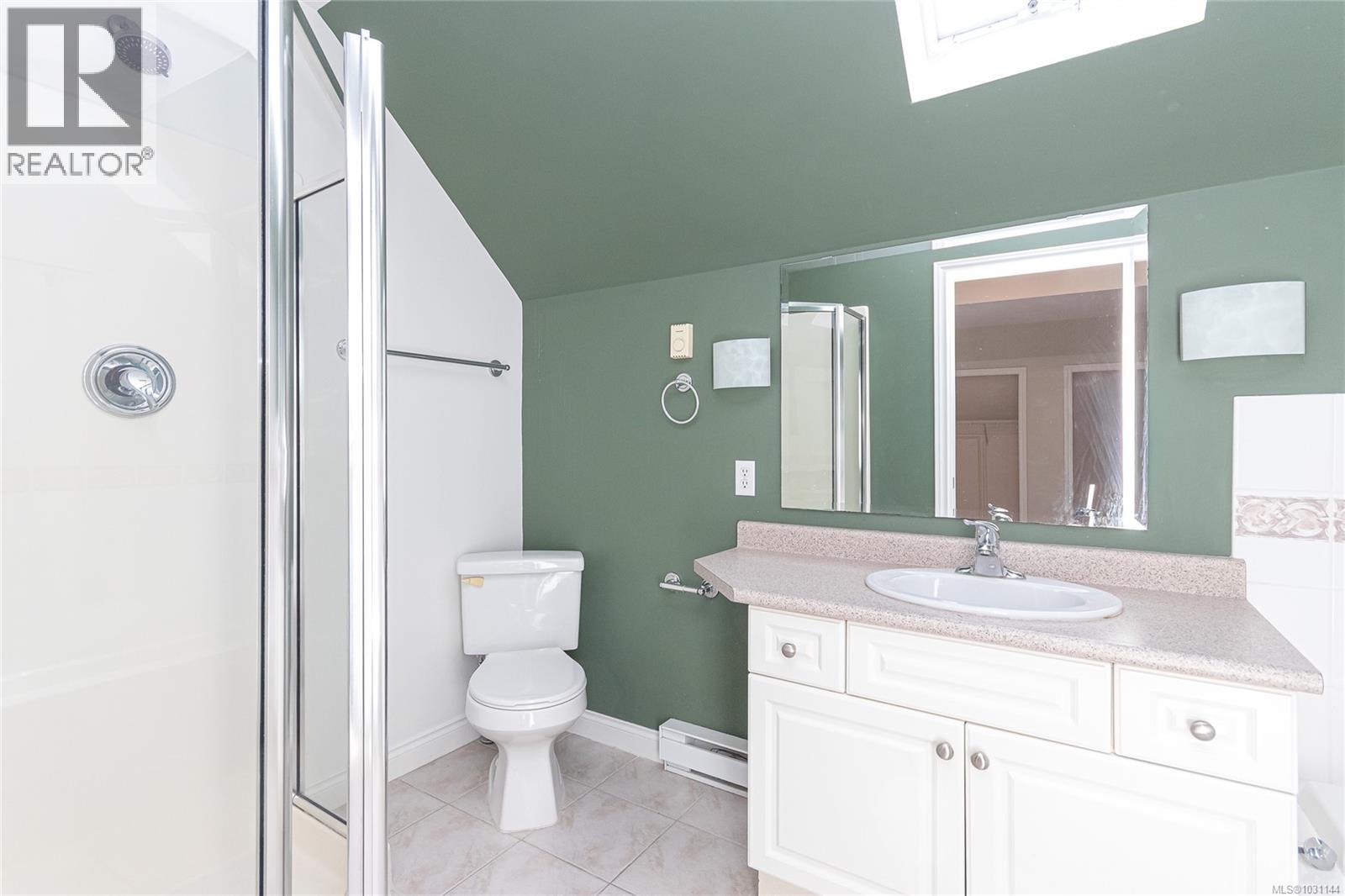 1 225 Vancouver Street, Victoria