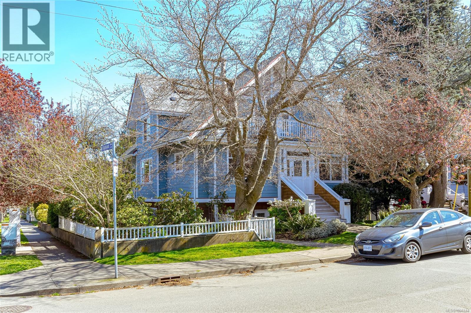 1 225 Vancouver Street, Victoria