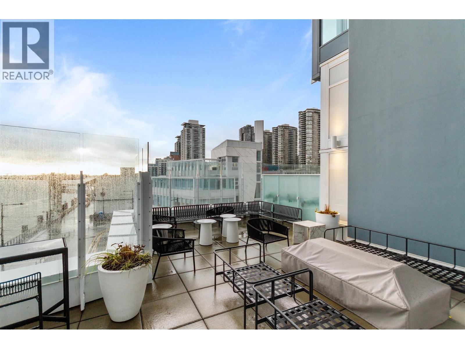 3208 680 QUAYSIDE DRIVE, New Westminster