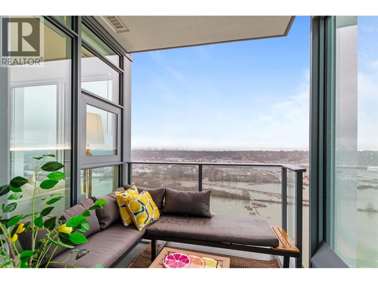 3208 680 QUAYSIDE DRIVE, New Westminster