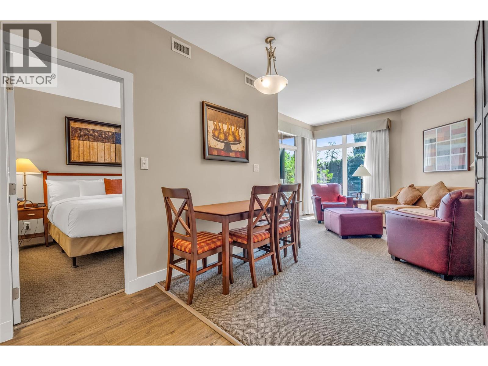 #410/411 12811 LAKESHORE DRIVE S - 12