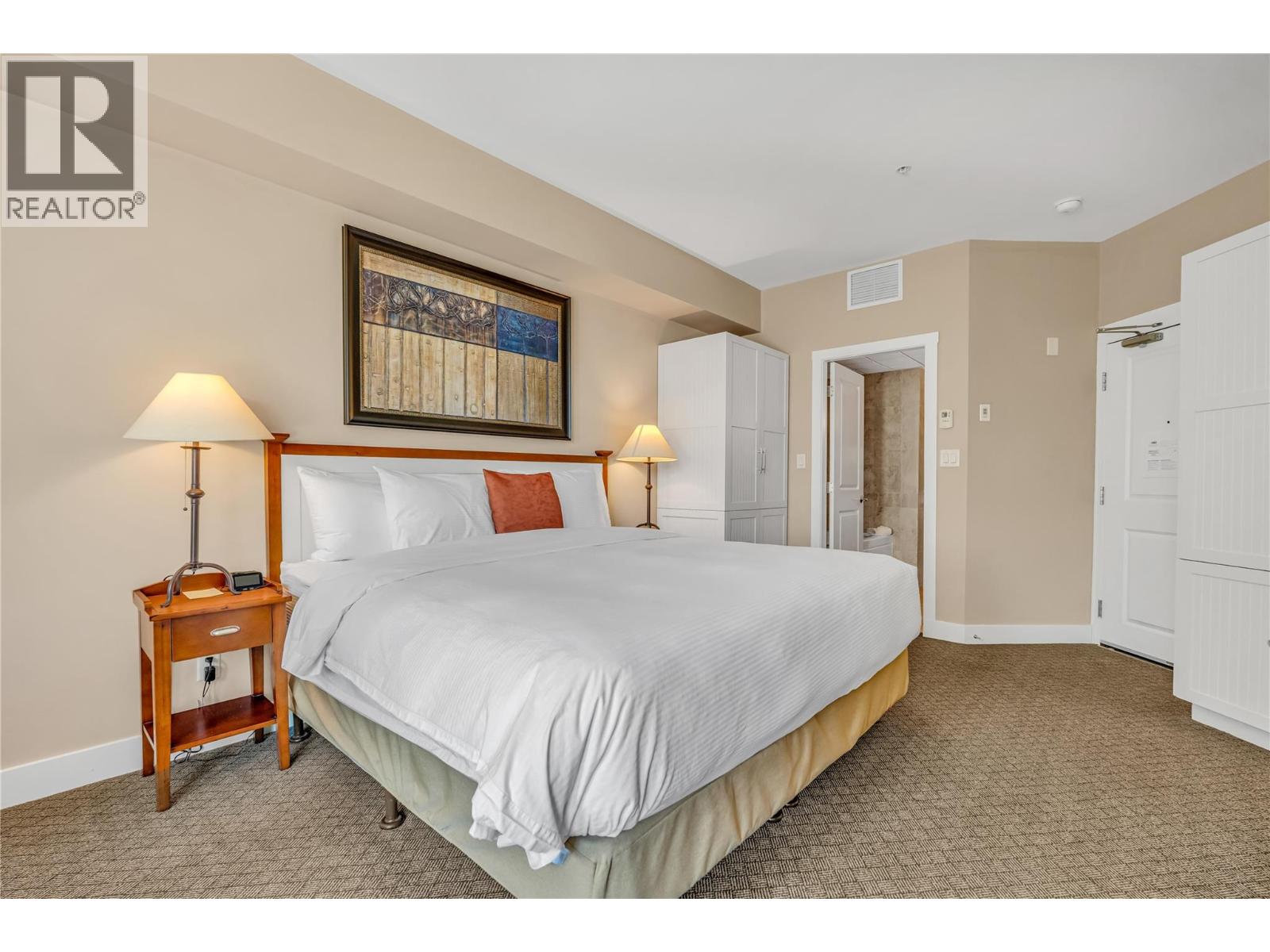 #410/411 12811 LAKESHORE DRIVE S - 18