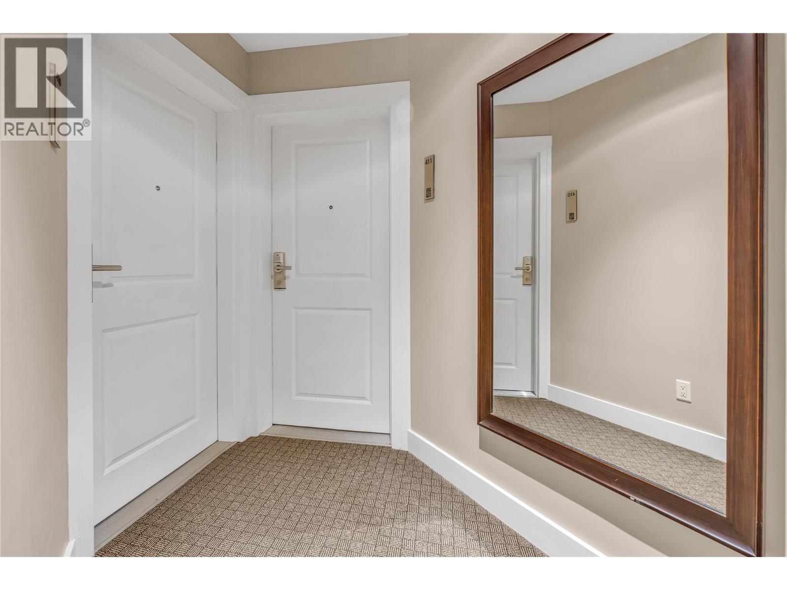 #410/411 12811 LAKESHORE DRIVE S - 4