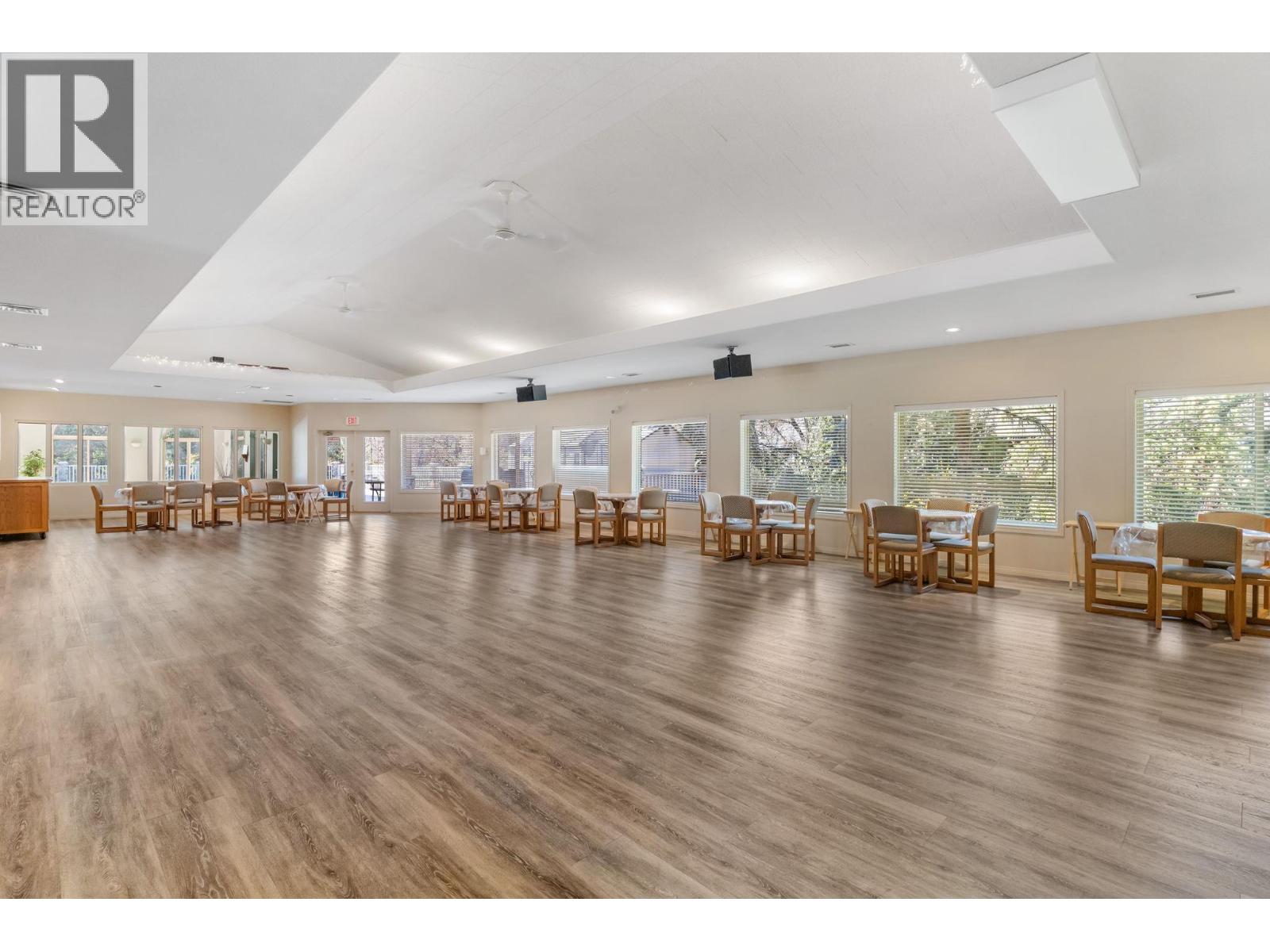 #432 550 Yates Road - 52