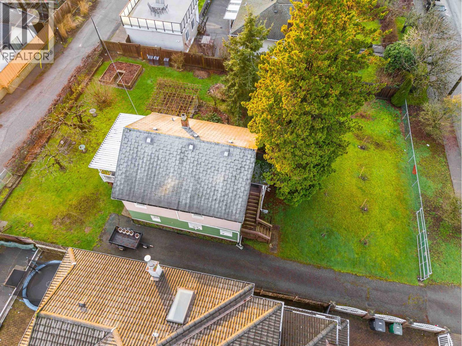 3786 MOSCROP STREET, Burnaby