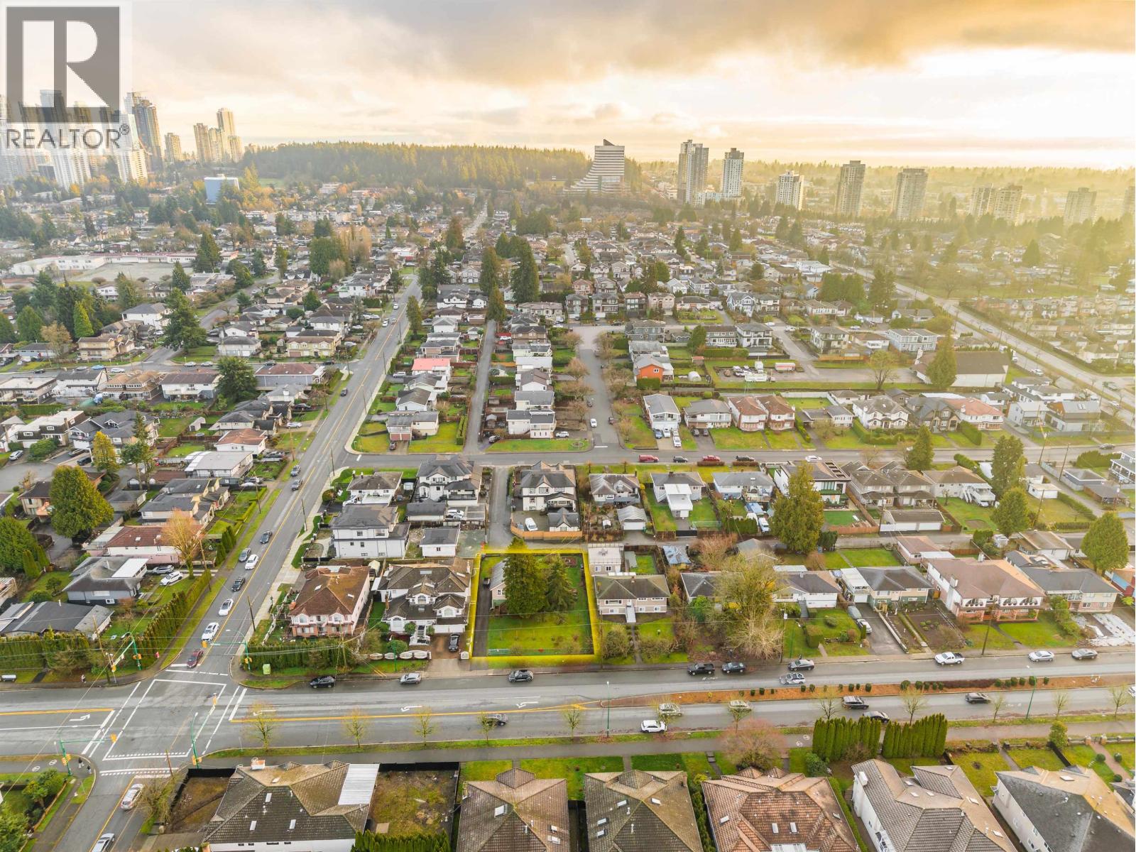 3786 MOSCROP STREET, Burnaby