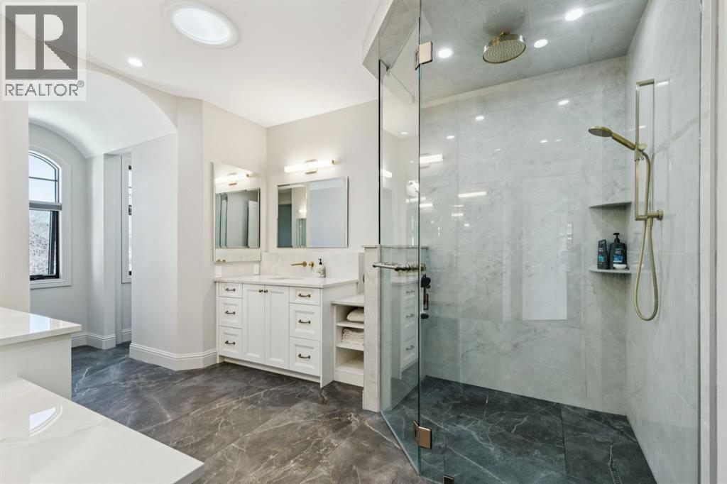 Single Family House for Sale in  Toronto Crescent NW St Andrews Heights Calgary 