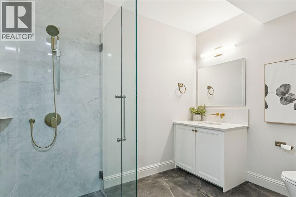 Single Family House for Sale in  Toronto Crescent NW St Andrews Heights Calgary 