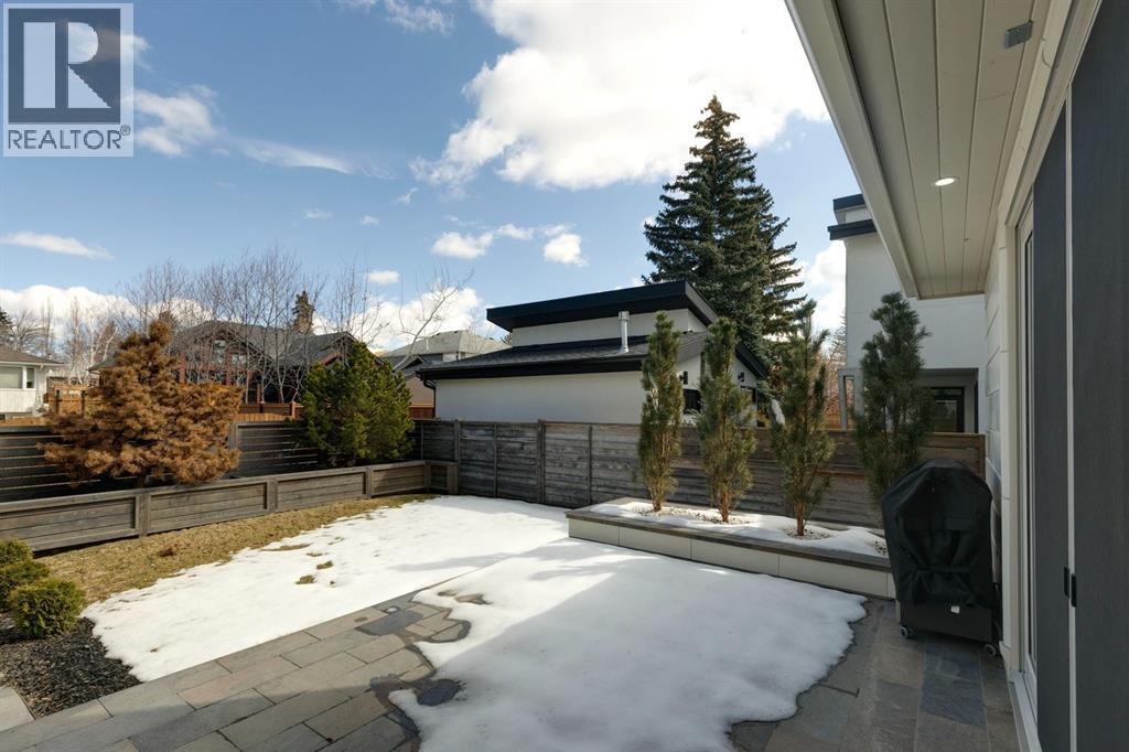 Single Family House for Sale in  Toronto Crescent NW St Andrews Heights Calgary 