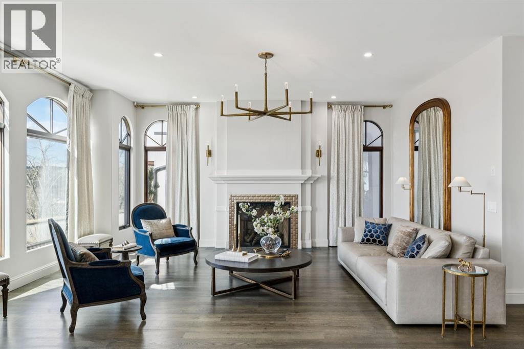 Single Family House for Sale in  Toronto Crescent NW St Andrews Heights Calgary 