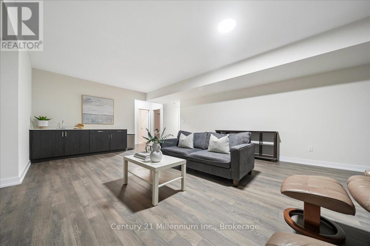 161 SPRINGSIDE CRESCENT — photo 38