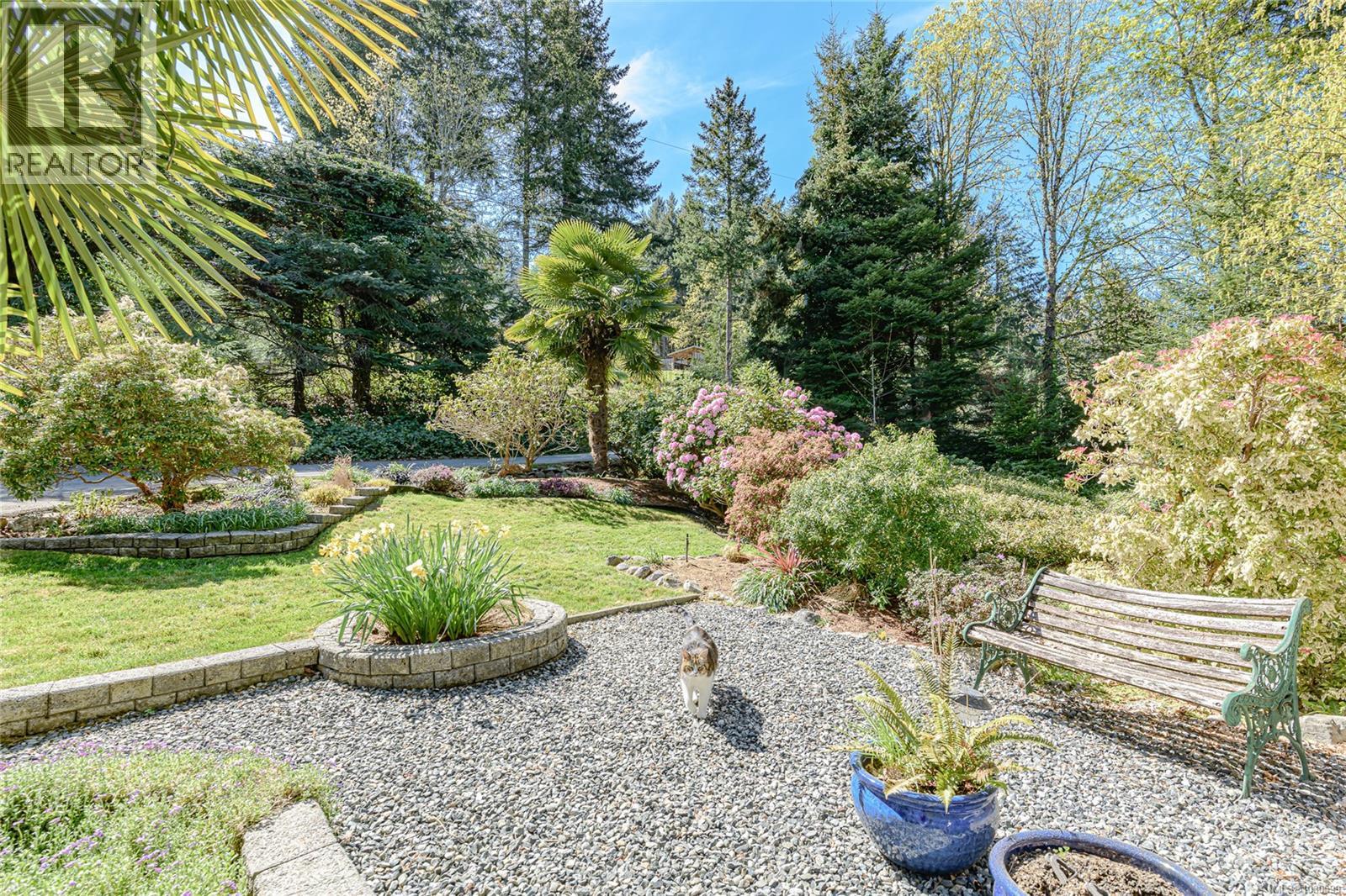 170 WOODLAND DR - 30