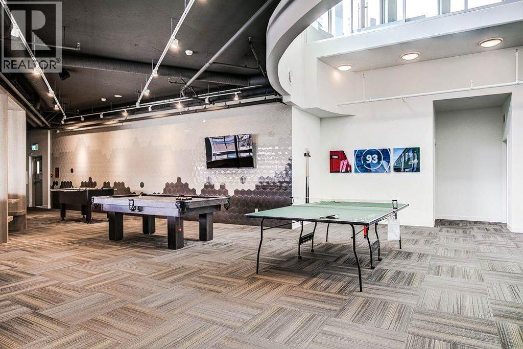 307 200 NELSON'S CRESCENT, New Westminster