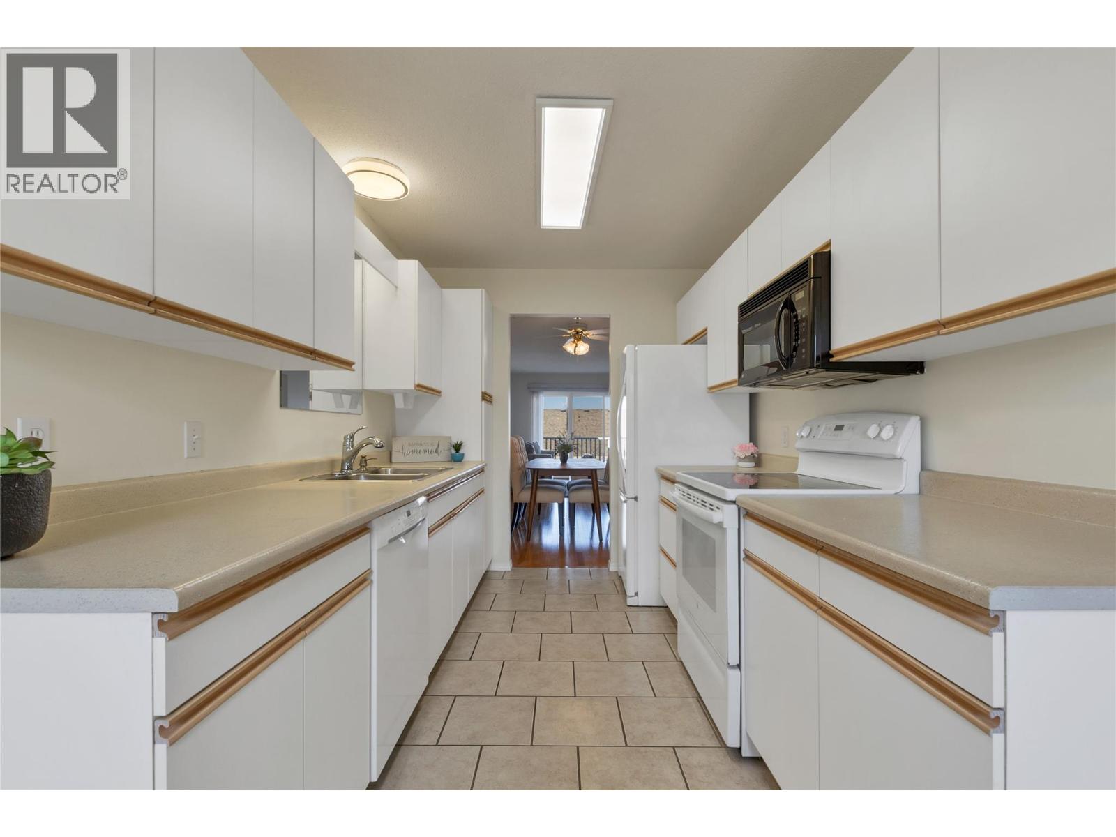 3906 Pleasant Valley Road Unit# 10, Vernon