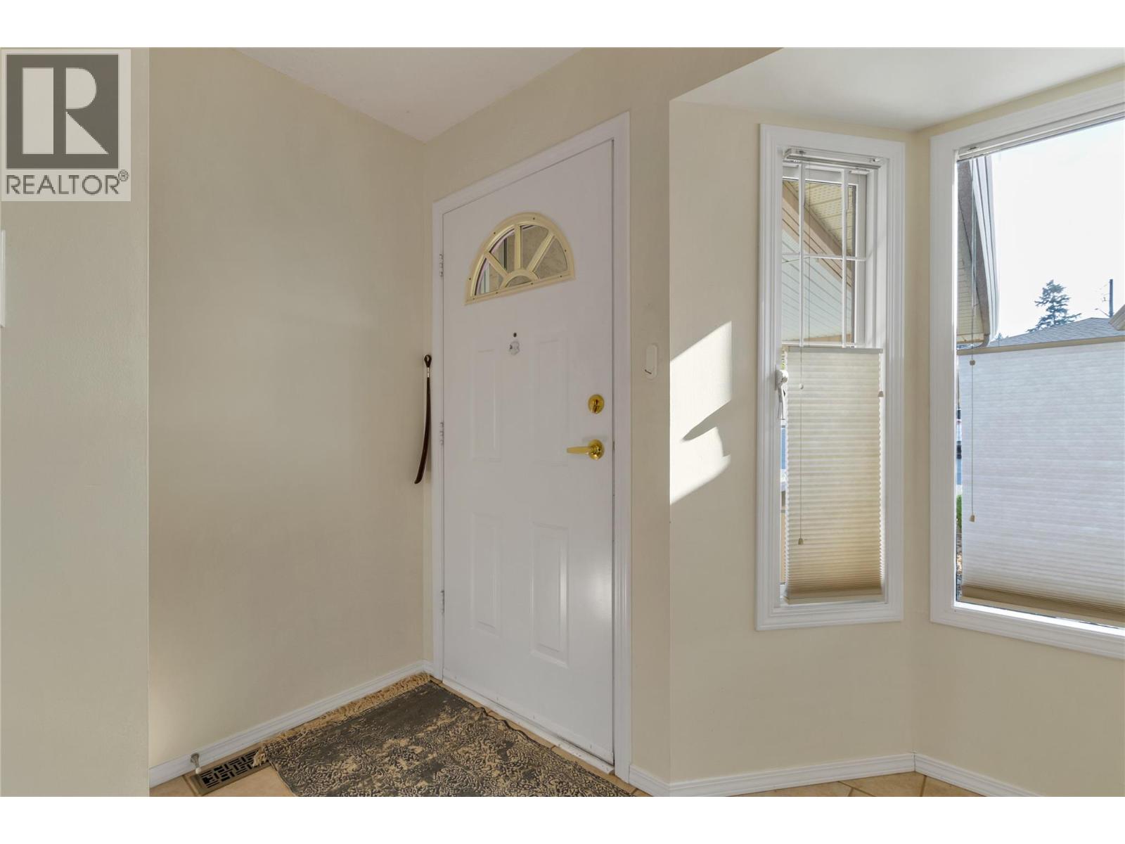 3906 Pleasant Valley Road Unit# 10, Vernon