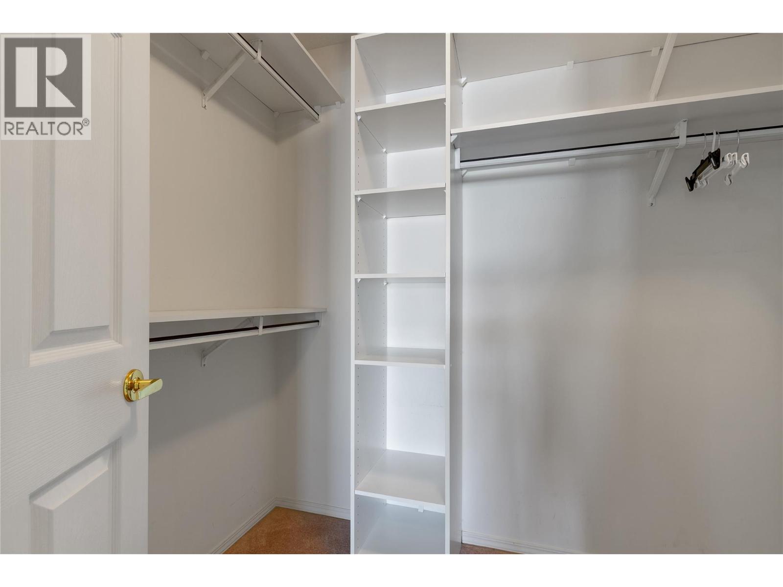 3906 Pleasant Valley Road Unit# 10, Vernon