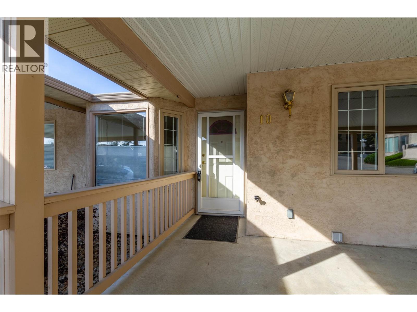 3906 Pleasant Valley Road Unit# 10, Vernon