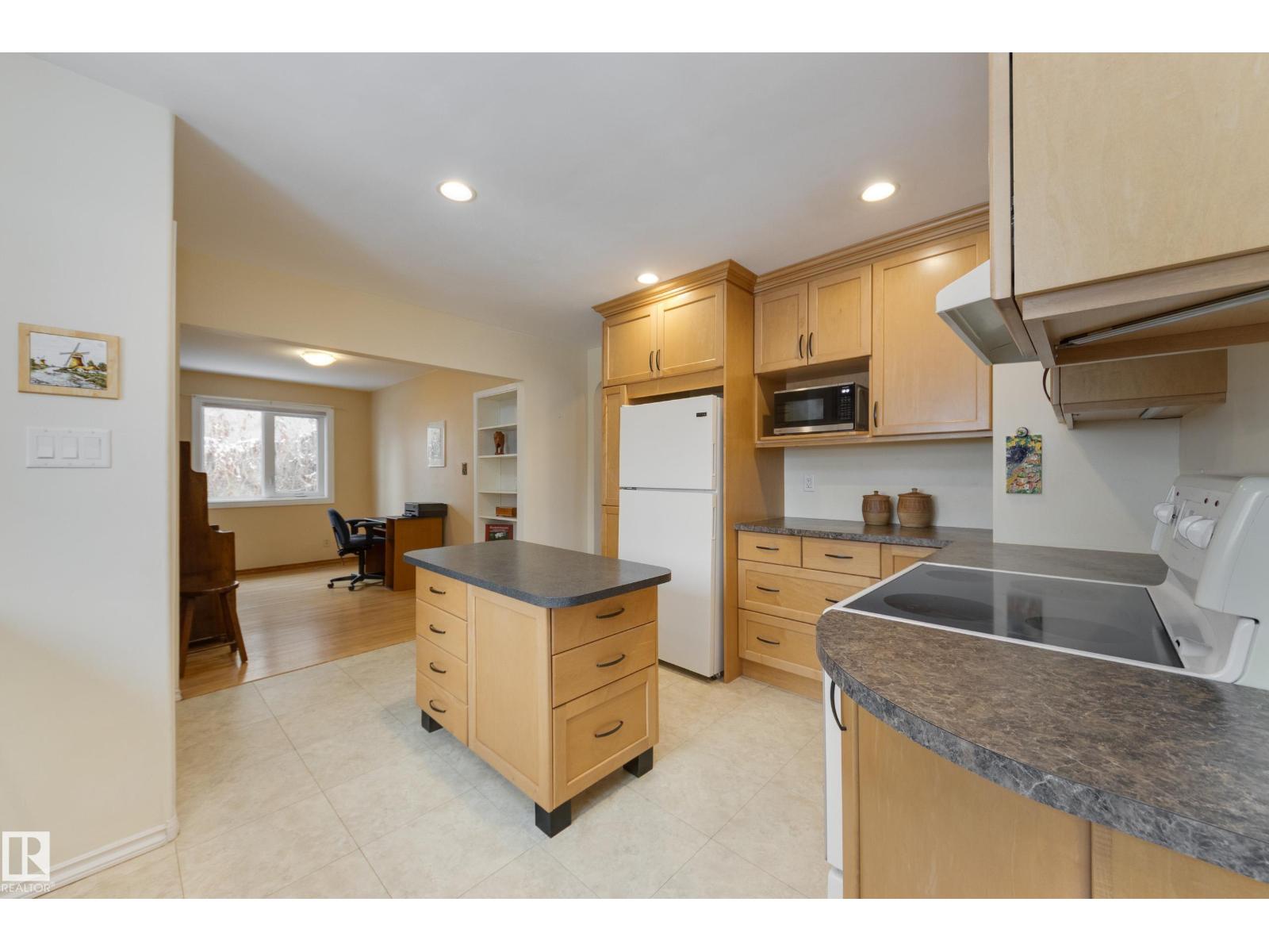 10626 130 ST NW, Edmonton