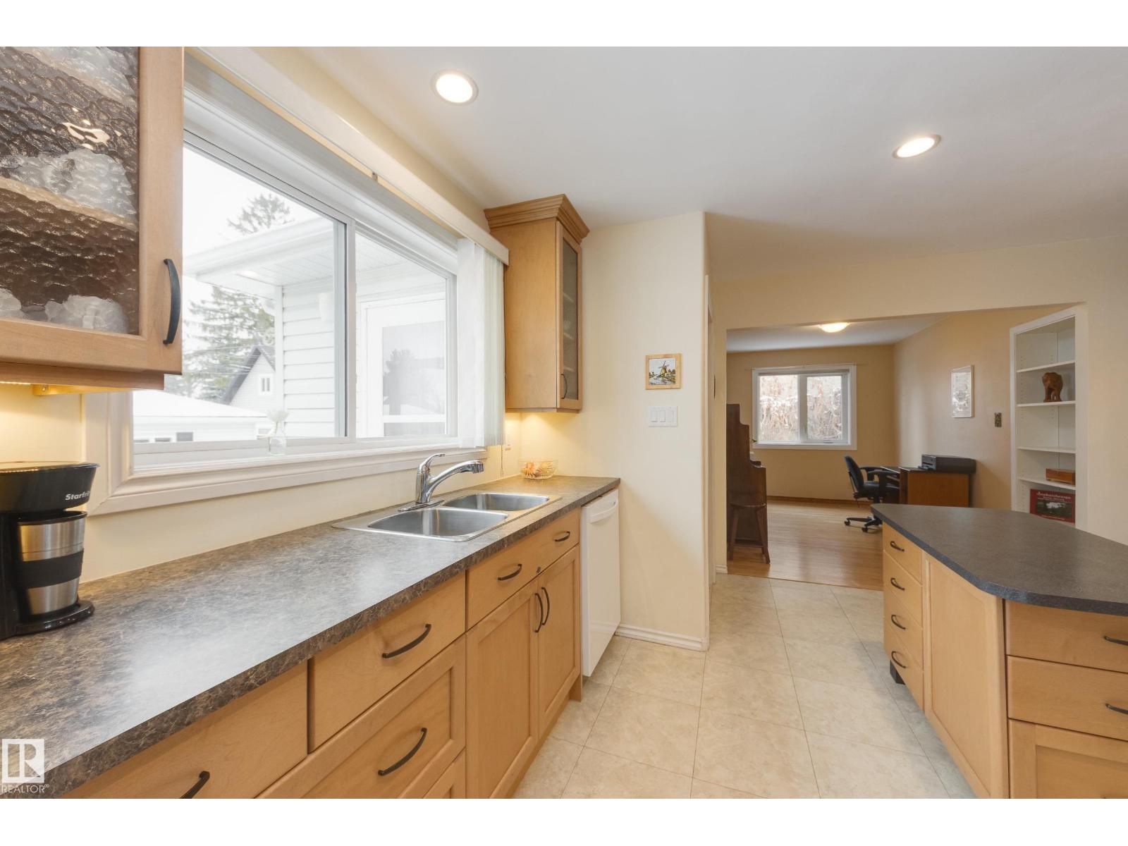 10626 130 ST NW, Edmonton