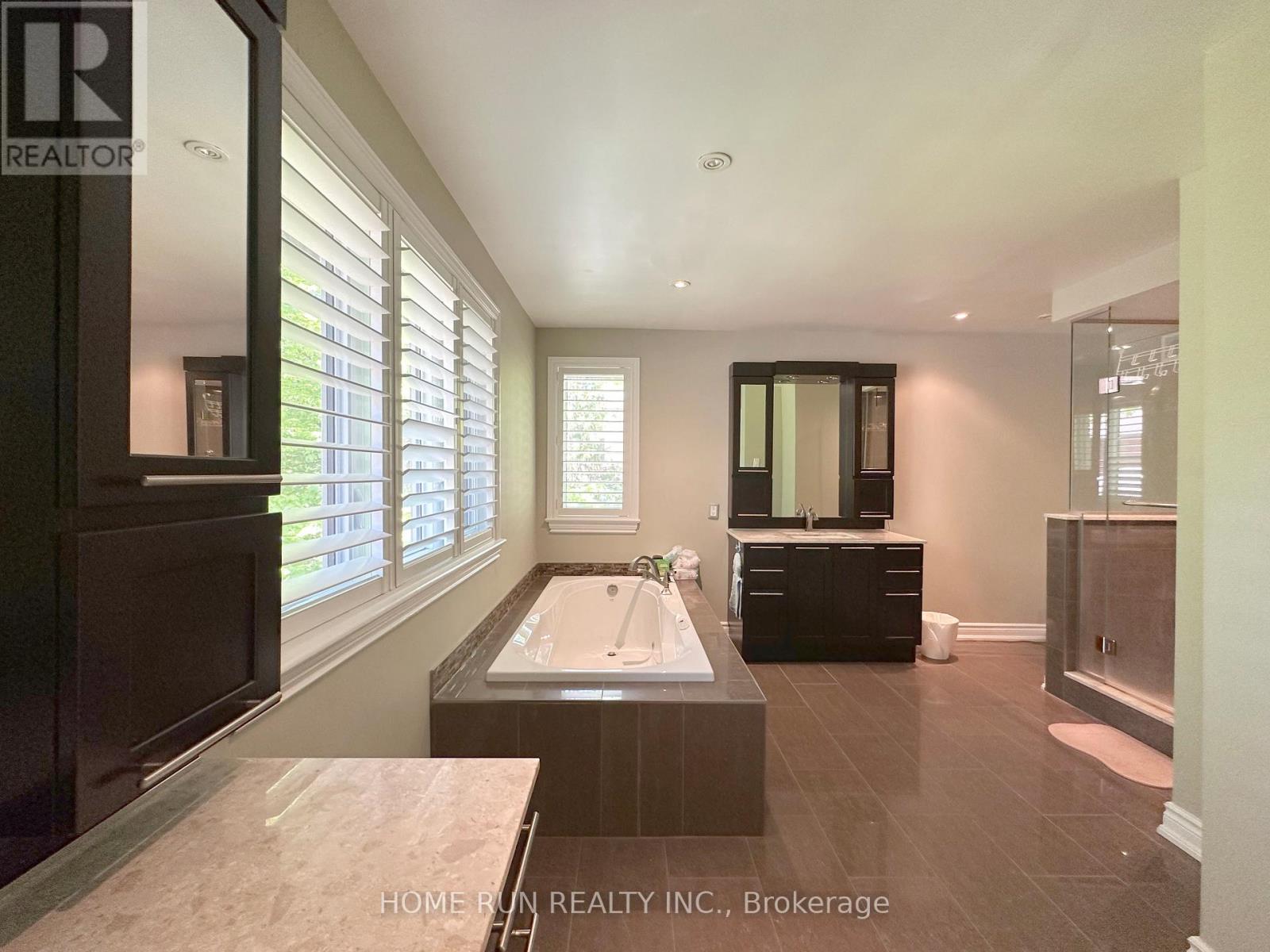 5 Bed, 5 Bath House for Rent in Ottawa – 35 BLUE HERON COURT, Ottawa – MLS# X12983386 - Image 29