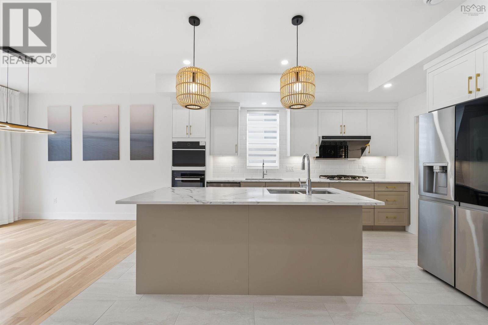 Property 15 of 43 of 191 TALUS Avenue