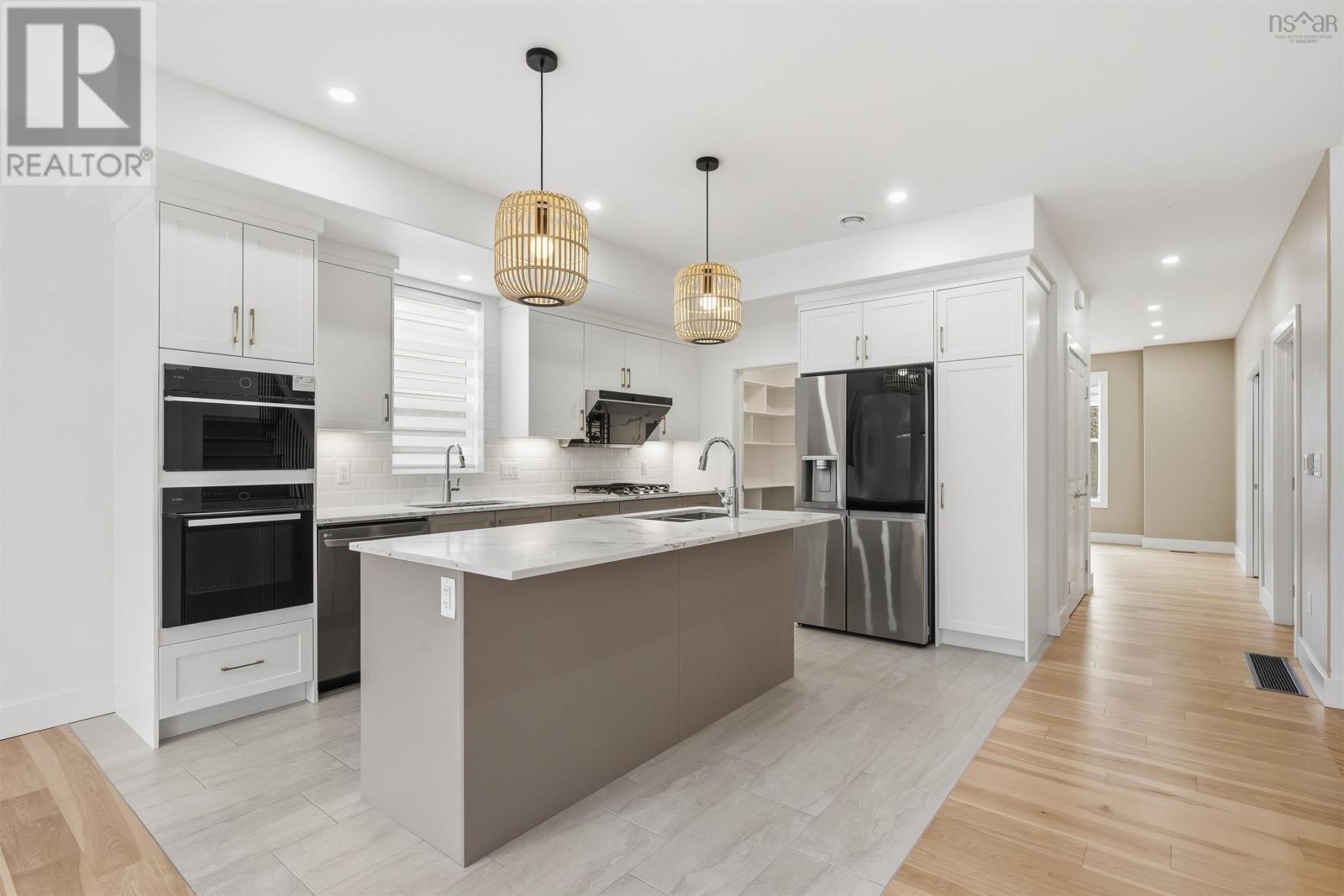 Property 16 of 43 of 191 TALUS Avenue