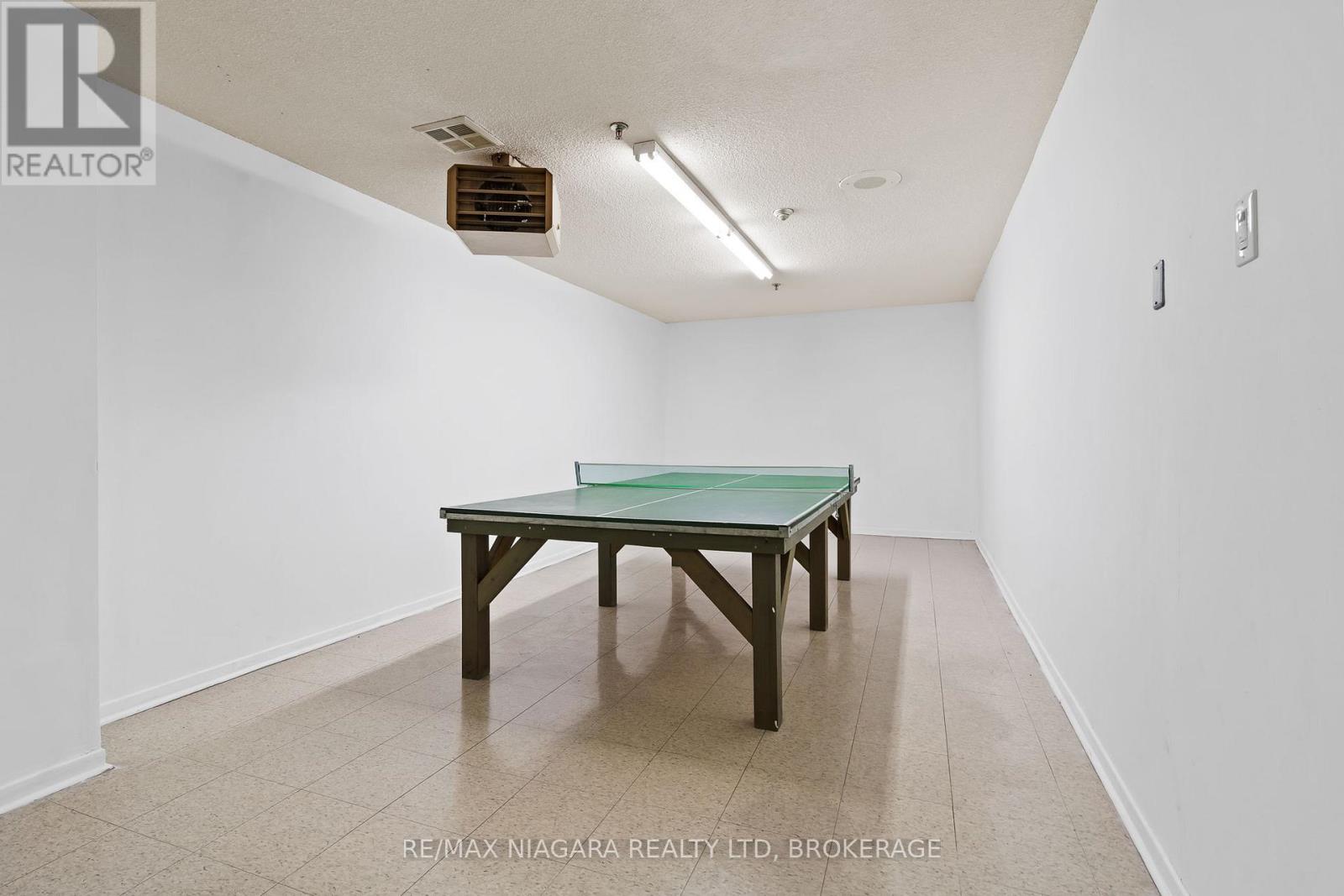B5 - 7 GALE CRESCENT — photo 34