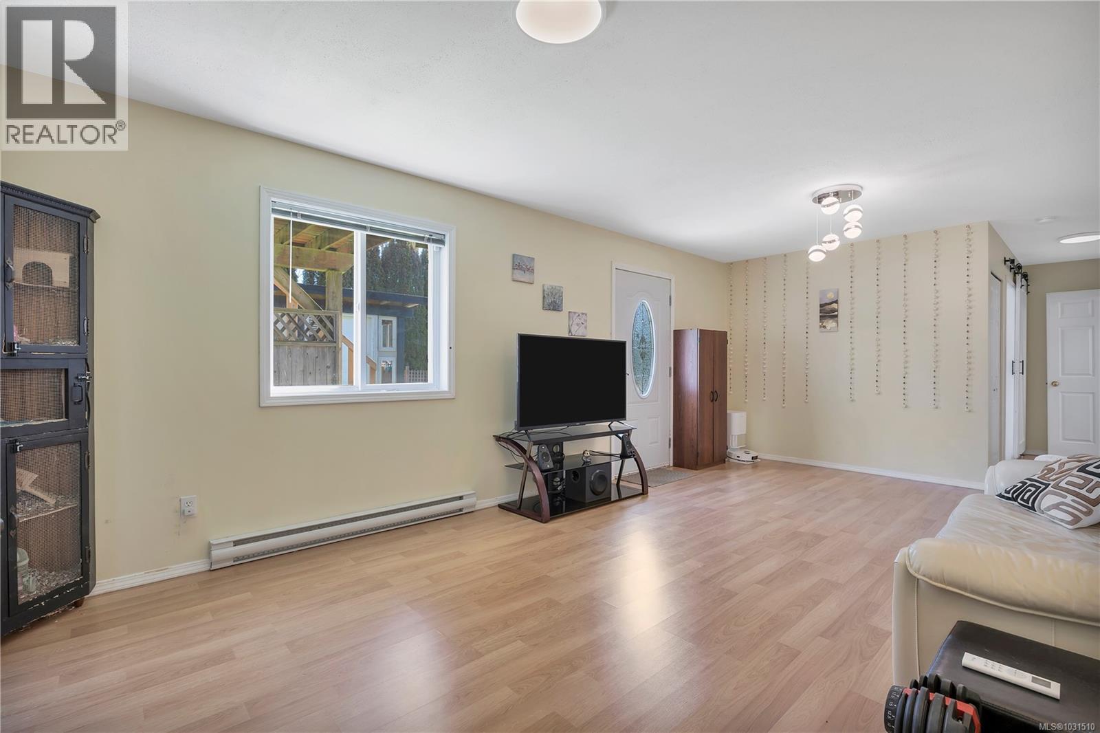 2188 SWALLOW CRES - 15