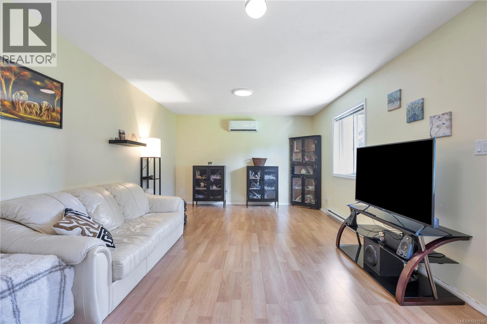 2188 SWALLOW CRES - 16