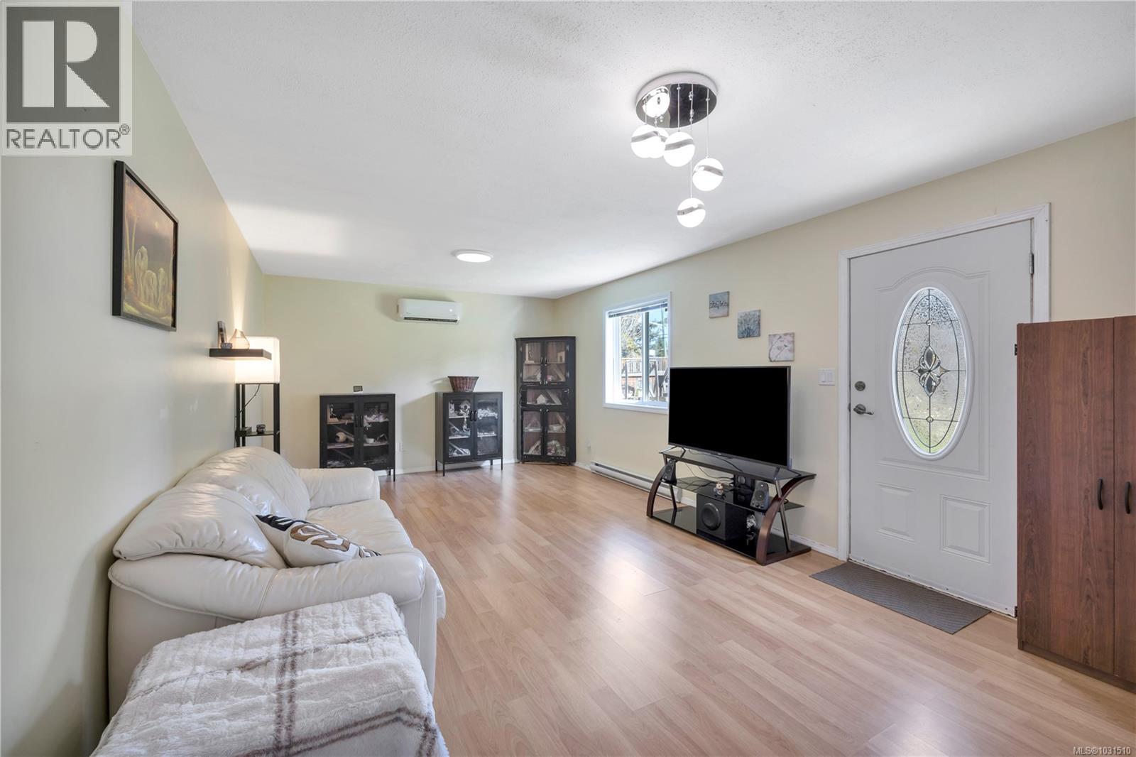 2188 SWALLOW CRES - 18