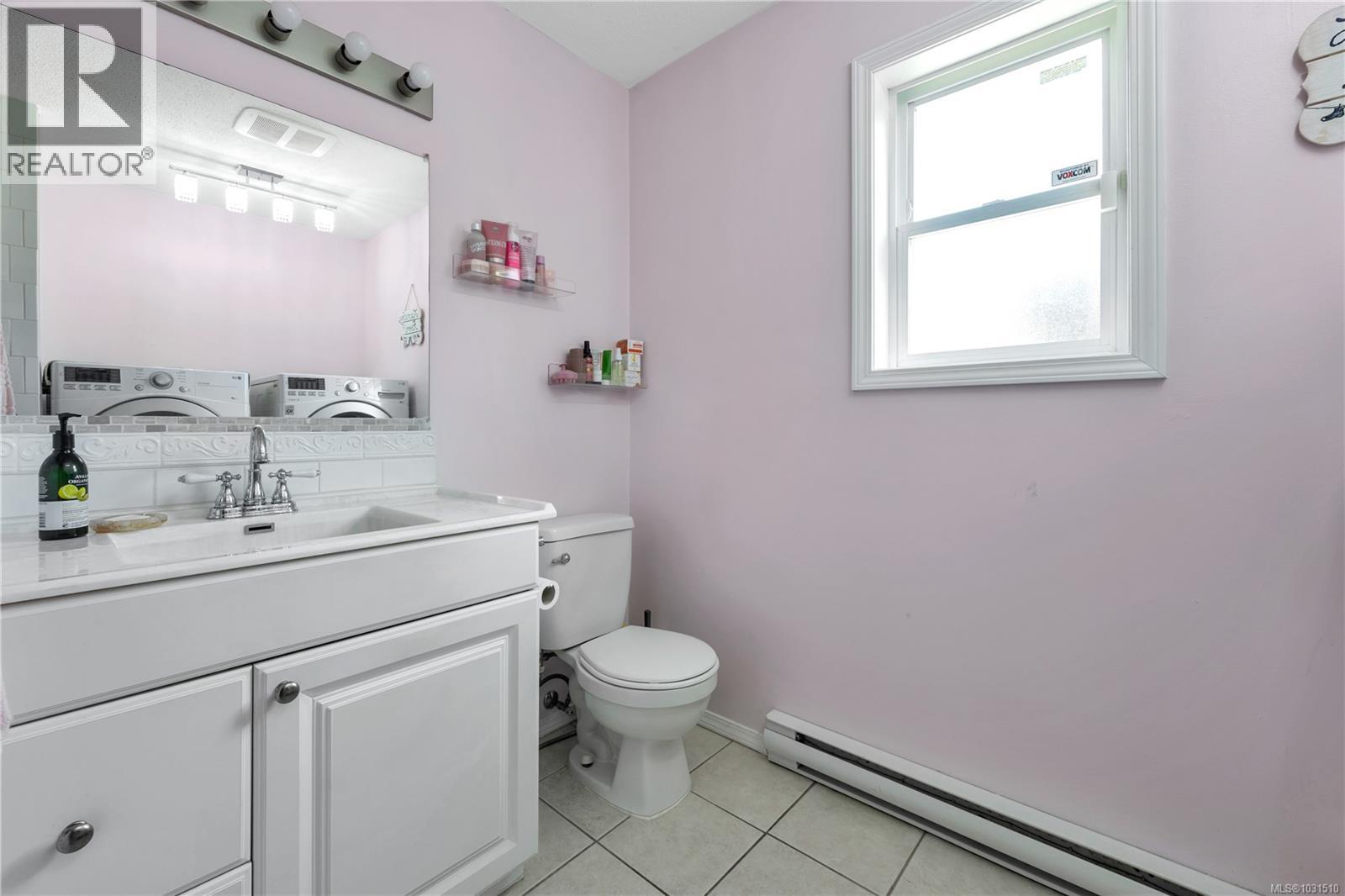 2188 SWALLOW CRES - 27