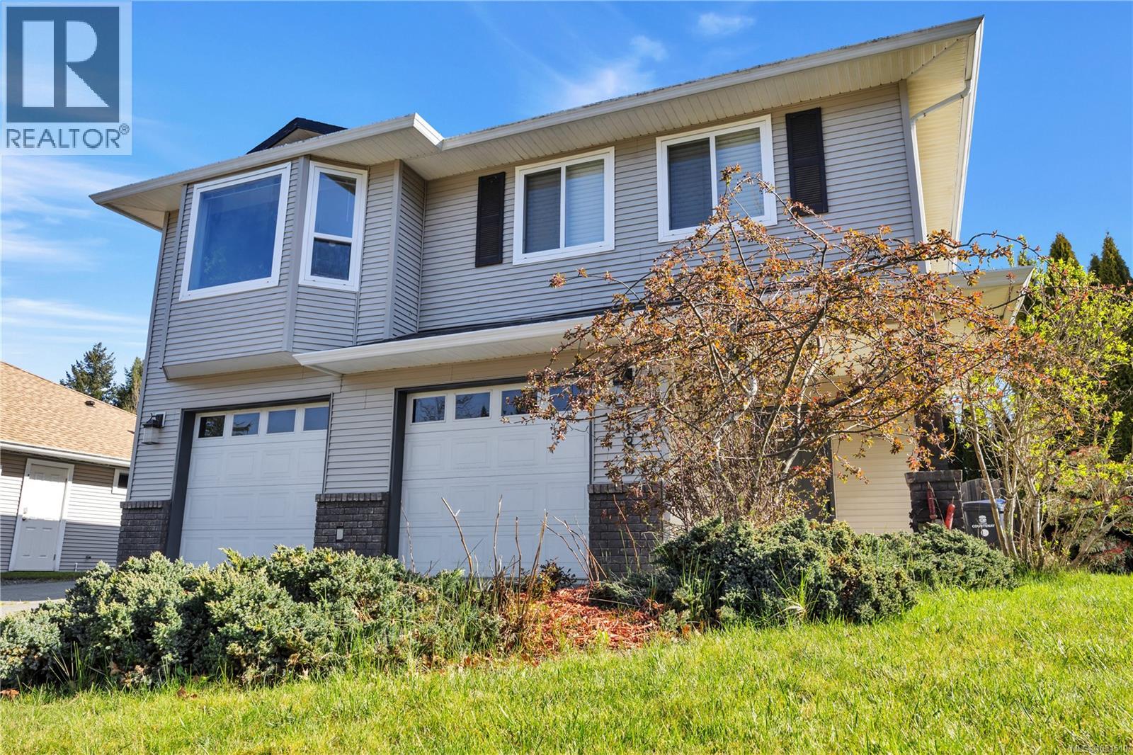 2188 SWALLOW CRES - 37