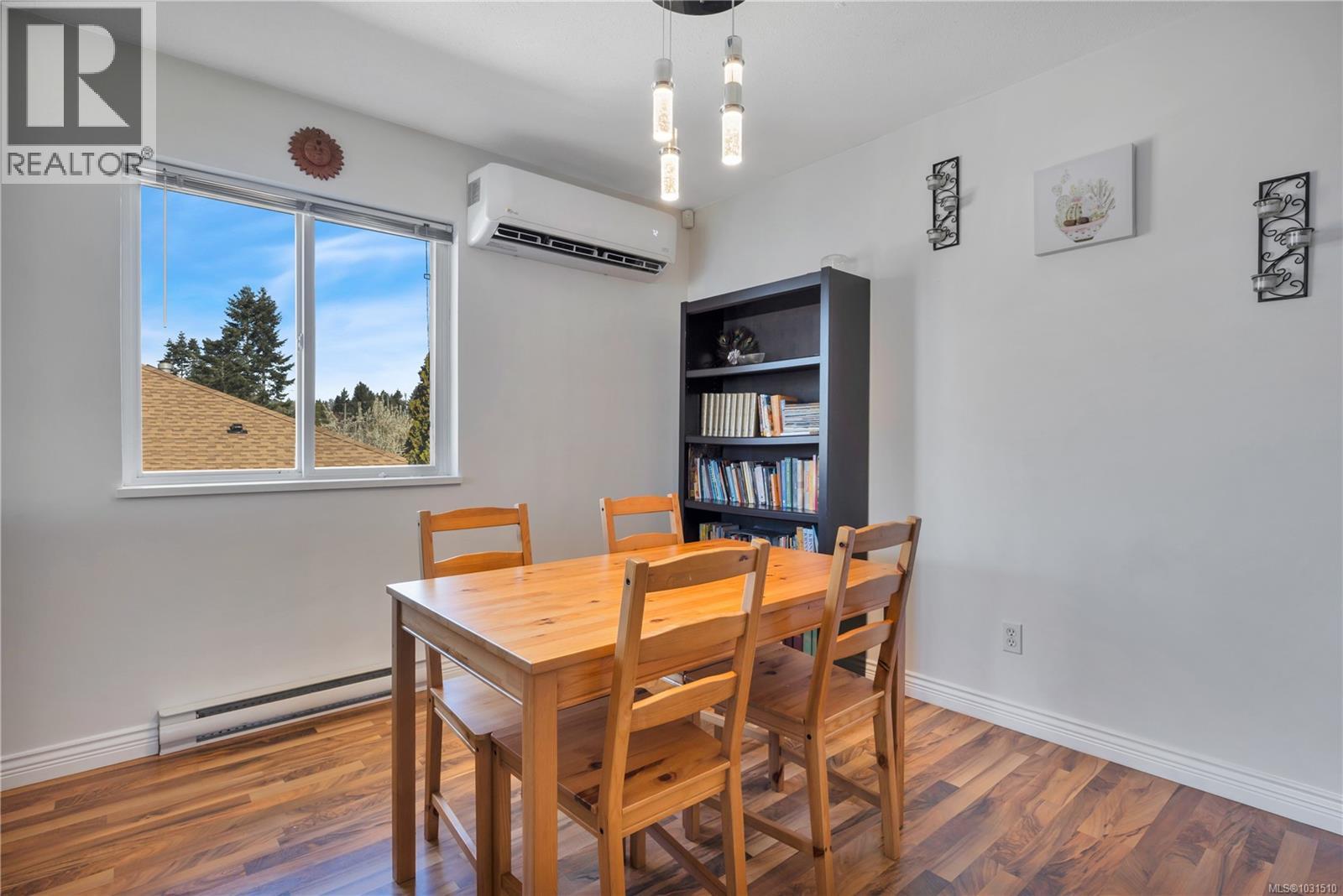 2188 SWALLOW CRES - 5