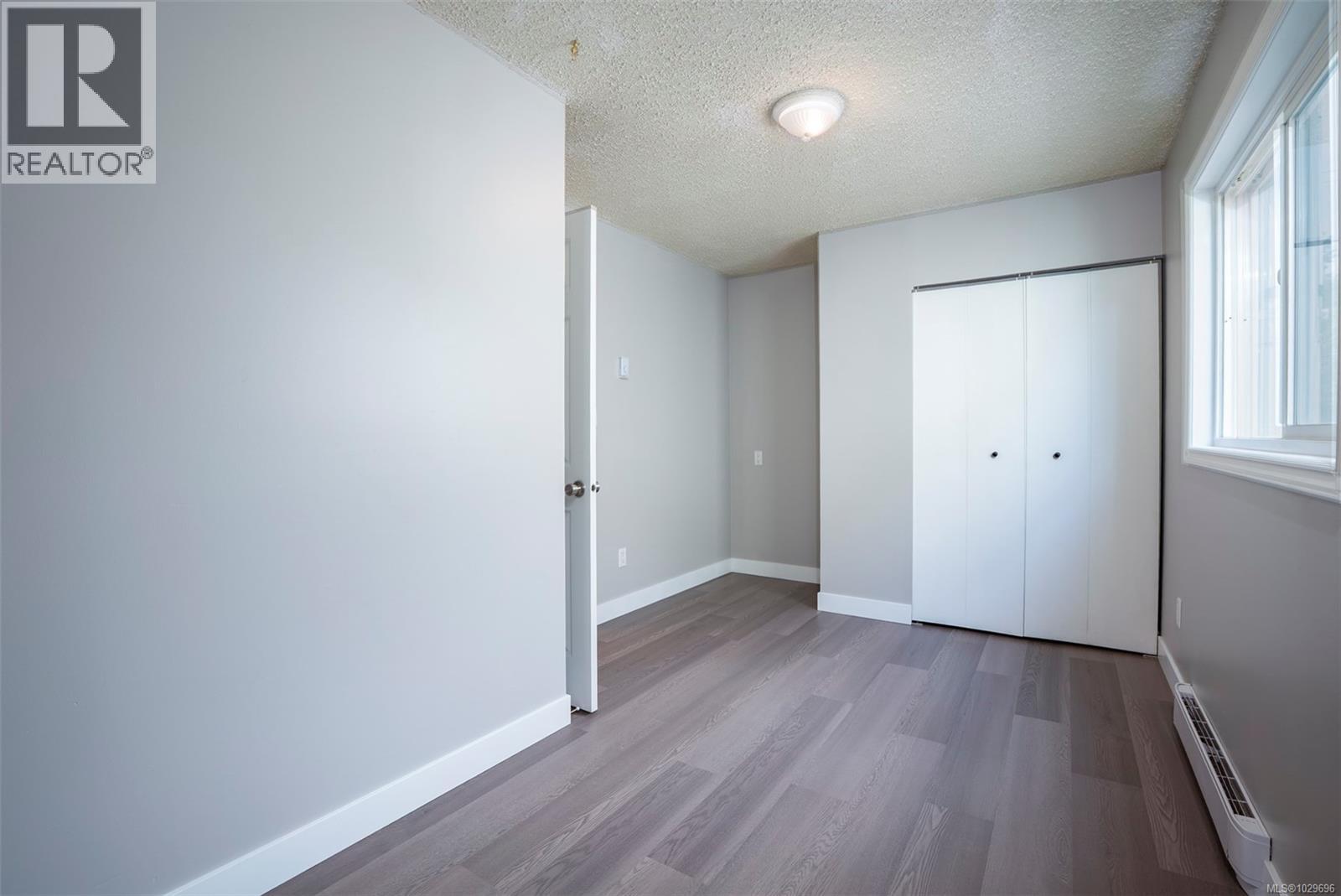 650 HAMILTON AVE - 30