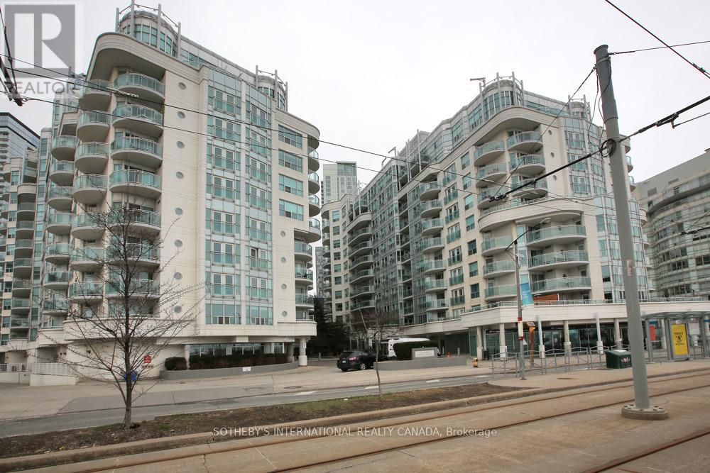 #SPH22 600 QUEENS QUAY W - 1