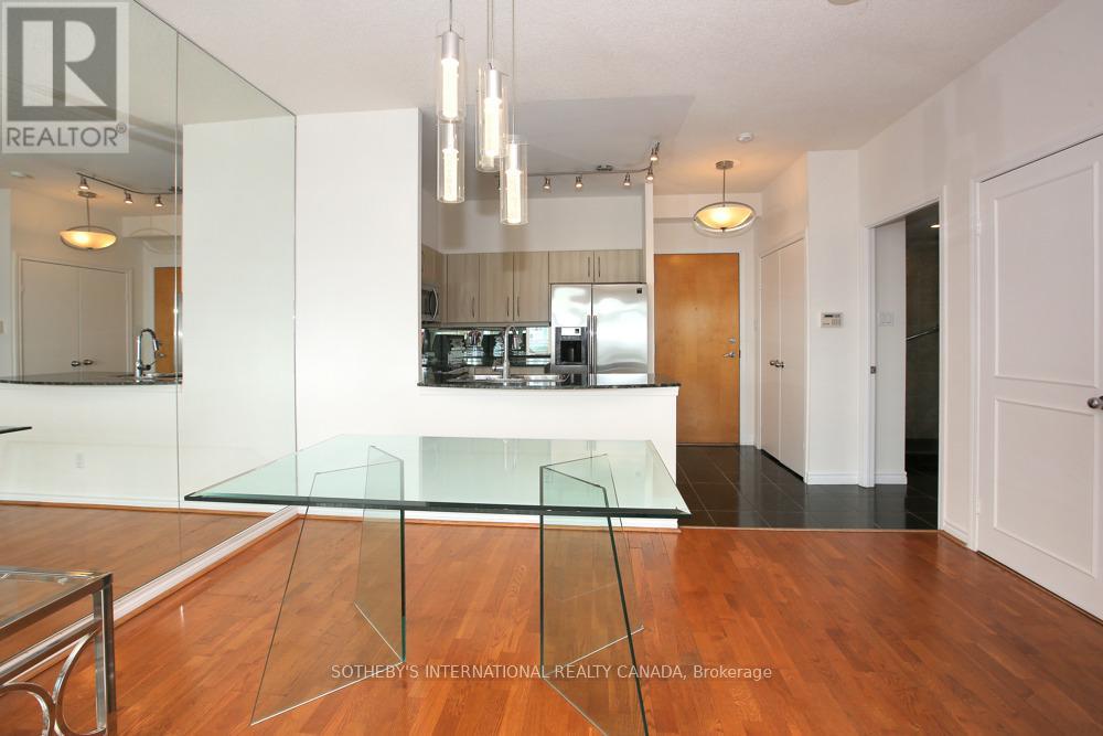 #SPH22 600 QUEENS QUAY W - 12