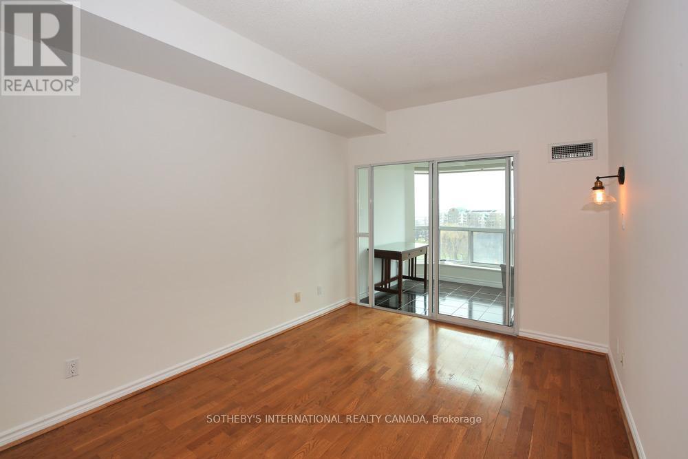 #SPH22 600 QUEENS QUAY W - 19