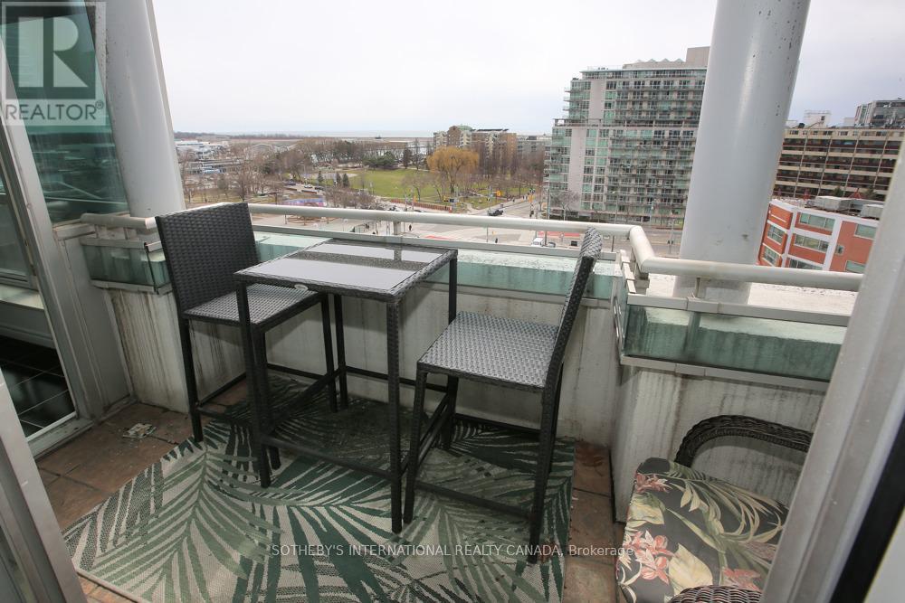 #SPH22 600 QUEENS QUAY W - 22