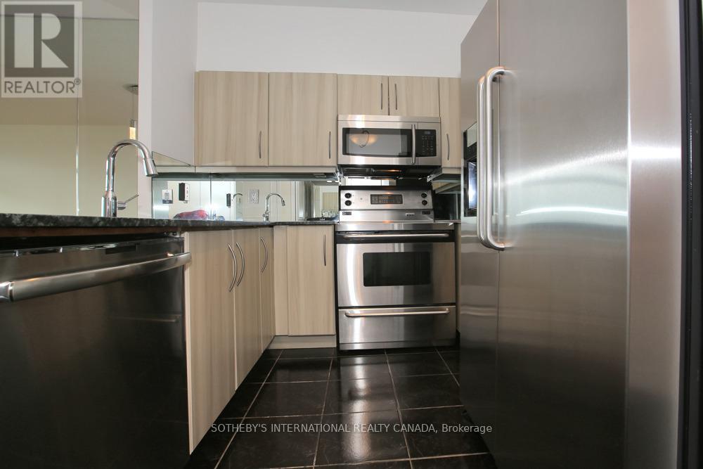 #SPH22 600 QUEENS QUAY W - 4