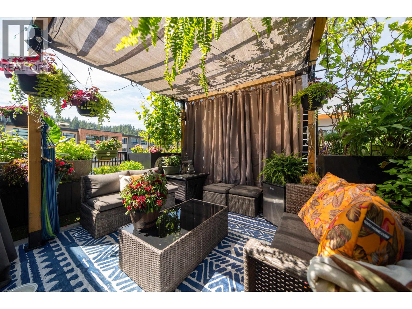 6 83 MOODY STREET, Port Moody