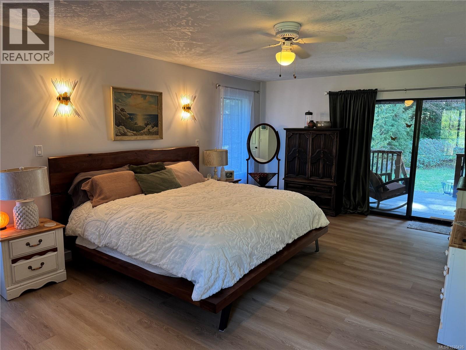 6907 SELLARS RD - 20