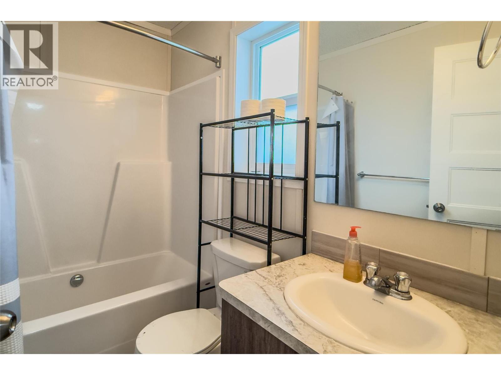 #1A 1117 10TH AVENUE N - 11