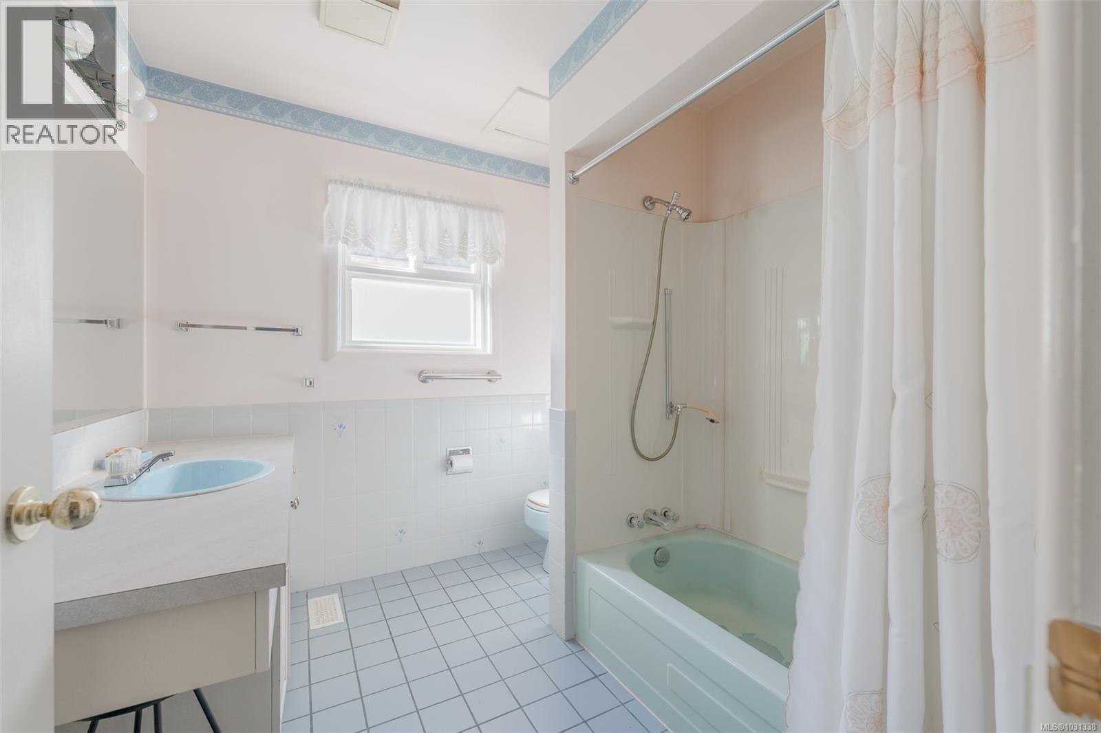 2465 6th Ave, Port Alberni